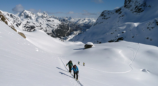 off-piste-and-touring-3-valleys-slide-3